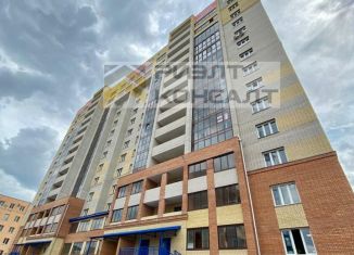 Продается трехкомнатная квартира, 95 м2, Омская область, улица Яковлева, 169