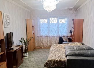 Продажа 3-ком. квартиры, 68 м2, Челябинская область, Комсомольский проспект, 84А