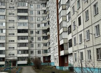 Продается 2-ком. квартира, 54 м2, Барнаул, Железнодорожный район, улица Советской Армии, 121А