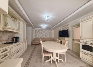 Продам 4-комнатную квартиру, 125 м2, Краснодарский край, Владимирская улица, 55к1