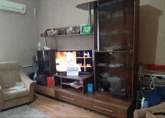 Продам двухкомнатную квартиру, 30 м2, Ростовская область, улица 18-я Линия, 36