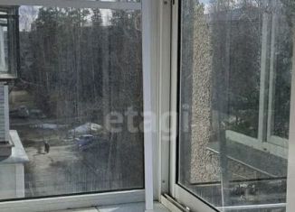 Однокомнатная квартира на продажу, 30 м2, Челябинская область, проспект имени Ю.А. Гагарина, 1-я линия, 18