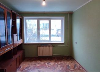 Продаю трехкомнатную квартиру, 61 м2, сельский посёлок Ломовка, Советская улица, 2