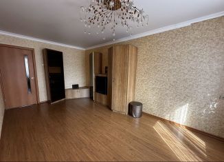 Продается 2-комнатная квартира, 49.7 м2, Челябинская область, проспект Победы, 370