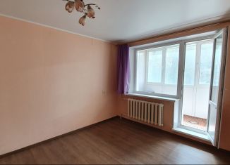 Продается 3-комнатная квартира, 55 м2, Саратовская область, улица имени И.С. Кутякова, 65