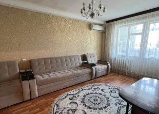 Сдаю 2-комнатную квартиру, 60 м2, Дагестан, проспект Агасиева, 20А