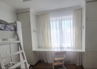 3-комнатная квартира на продажу, 90 м2, Ростовская область, улица Богданова, 75