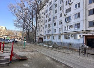 3-комнатная квартира на продажу, 65.1 м2, Астрахань, улица Космонавтов, 1