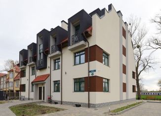 Продается четырехкомнатная квартира, 116 м2, Зеленоградск, улица Тургенева, 9А
