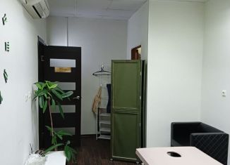 Сдаю в аренду помещение свободного назначения, 17 м2, Кириши, Молодёжный бульвар, 4