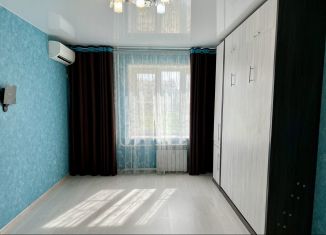 Продается 2-комнатная квартира, 55.1 м2, Волгоградская область, проспект имени Ленина, 112