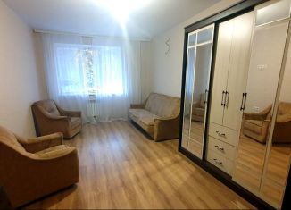 Продам однокомнатную квартиру, 45.6 м2, Батайск, улица Шмидта, 5А
