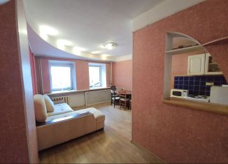 Продается 3-комнатная квартира, 80.2 м2, Барнаул, Центральный район, улица Короленко, 91