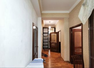 Двухкомнатная квартира на продажу, 50 м2, Махачкала, улица Заманова, 46Б, Кировский район