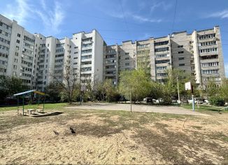 Продается 3-комнатная квартира, 61.5 м2, Волгоградская область, проспект Дружбы, 103
