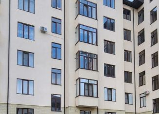 Продается 2-комнатная квартира, 87 м2, Нальчик, улица Шарданова, 52
