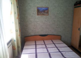 Сдается трехкомнатная квартира, 68 м2, Новосибирская область, улица Кошурникова, 7