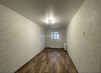 Продам 3-комнатную квартиру, 60.4 м2, Новосибирск, улица Бориса Богаткова, 204
