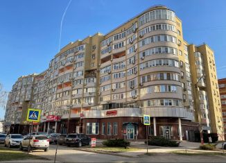 Продаю 3-комнатную квартиру, 90.8 м2, Астраханская область, улица Менжинского, 3