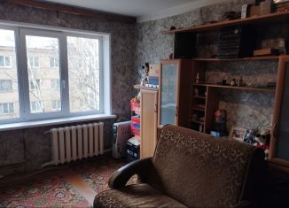 Продаю трехкомнатную квартиру, 60 м2, Московская область, Августовская улица, 36