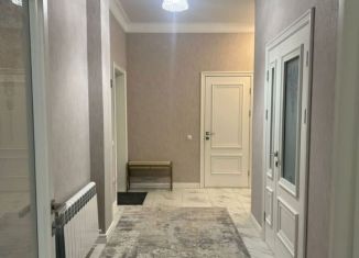 Продается 2-комнатная квартира, 72 м2, Чечня, улица Сайханова, 133к5
