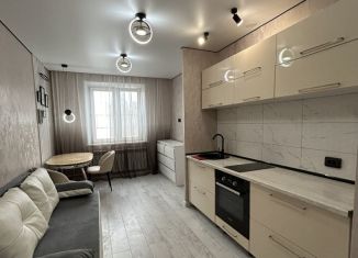 Продаю однокомнатную квартиру, 34 м2, Челябинская область, улица Александра Шмакова, 16