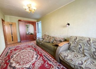 Продажа 1-комнатной квартиры, 39 м2, Волгоград, улица Константина Симонова, 34