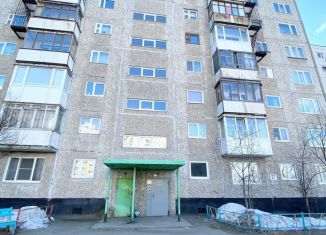 Продается 1-комнатная квартира, 30 м2, Мурманск, улица Крупской, 27, Первомайский округ