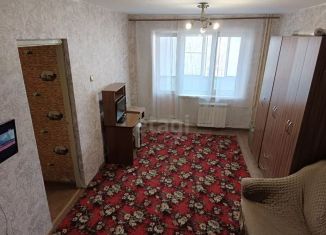 Продажа 2-комнатной квартиры, 43.1 м2, Новокузнецк, улица Веры Соломиной, 1