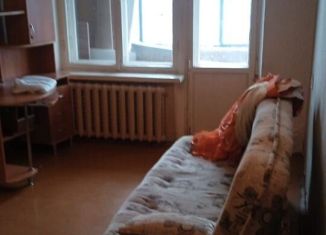 Сдается двухкомнатная квартира, 44 м2, Челябинская область, улица Галиуллина, 45