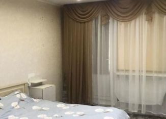 Сдается 1-комнатная квартира, 36 м2, Мурманская область, улица Адмирала Чабаненко, 3