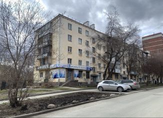 Продам 1-комнатную квартиру, 30 м2, Екатеринбург, Северный переулок, 3, метро Площадь 1905 года