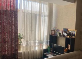 Продам 2-комнатную квартиру, 56 м2, Каспийск, проспект Акулиничева, 3