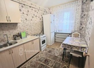 Продается 2-комнатная квартира, 50.3 м2, Волгоградская область, улица Маршала Ерёменко, 56