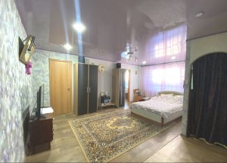Двухкомнатная квартира на продажу, 45 м2, Мурманская область, улица Академика Павлова, 57