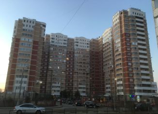 Сдам в аренду двухкомнатную квартиру, 71 м2, Московская область, Гаражная улица, 1