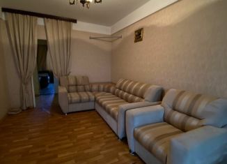 Сдается двухкомнатная квартира, 50 м2, Дагестан, улица Абдулхакима Исмаилова, 23Д
