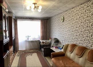 Продается двухкомнатная квартира, 45 м2, Челябинская область, улица 40-летия Победы, 17