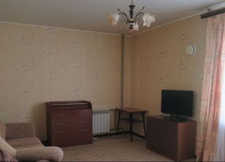Сдается двухкомнатная квартира, 53 м2, Вологодская область, улица Маршала Конева, 26А