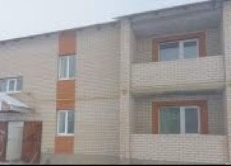 Трехкомнатная квартира на продажу, 63.5 м2, село Беляевка, Торговая улица, 24