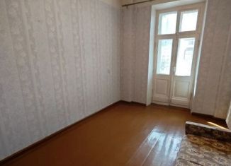 Продается 3-комнатная квартира, 58.4 м2, Екатеринбург, улица Челюскинцев, 64А