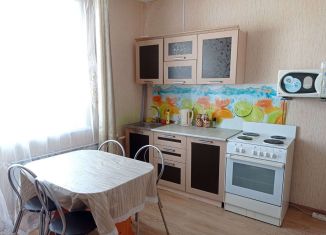 Сдаю 1-комнатную квартиру, 39 м2, Челябинская область, улица Александра Шмакова, 36