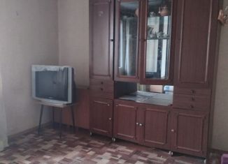 Продам двухкомнатную квартиру, 44 м2, Екатеринбург, улица Мельникова, 48, метро Динамо