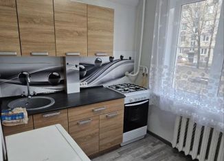 Продаю 2-комнатную квартиру, 47 м2, Новгородская область, улица Некрасова, 23