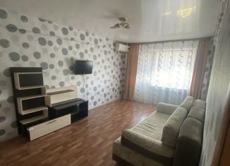 2-комнатная квартира в аренду, 45 м2, Астраханская область, улица Нариманова, 2Г