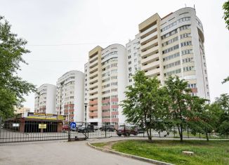 Продаю 3-комнатную квартиру, 75 м2, Екатеринбург, проспект Космонавтов, 32