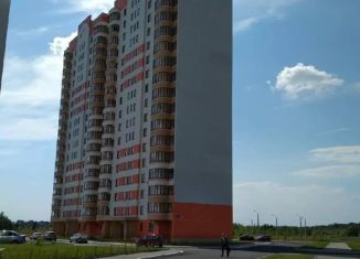 Сдается 3-ком. квартира, 80 м2, Курская область, улица Ефима Славского, 1