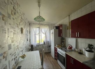 Продается трехкомнатная квартира, 64 м2, Астрахань, Советский район, улица Николая Островского, 156к3