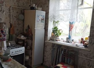 Продам 3-комнатную квартиру, 63 м2, Челябинская область, Краснознамённая улица, 11