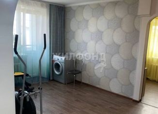 Продается 2-комнатная квартира, 45 м2, Астрахань, Кировский район, площадь Шаумяна, 13